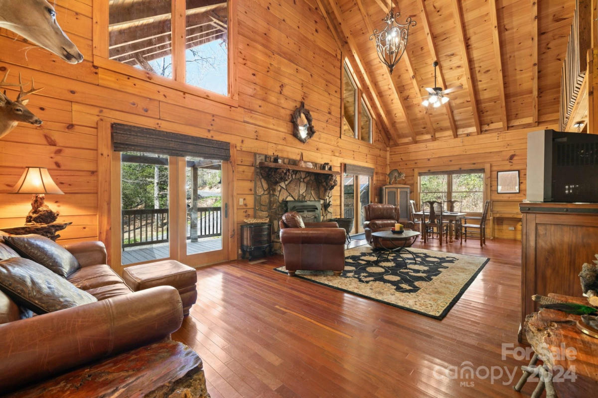 1694 HUMPBACK MOUNTAIN RD, SPRUCE PINE, NC 28777, photo 1 of 43