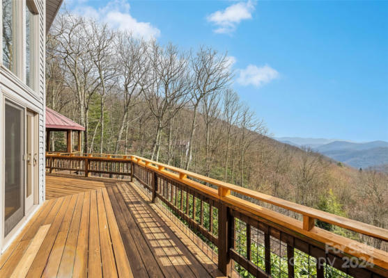 2521 PLESS UNDERWOOD RD, MAGGIE VALLEY, NC 28751, photo 4 of 46
