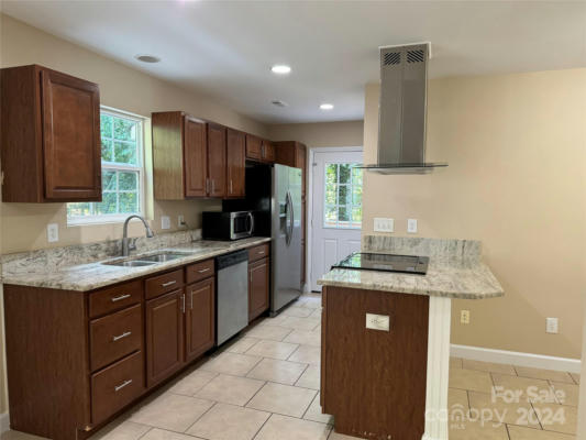 3076 POINT CLEAR DR, TEGA CAY, SC 29708 - Image 1
