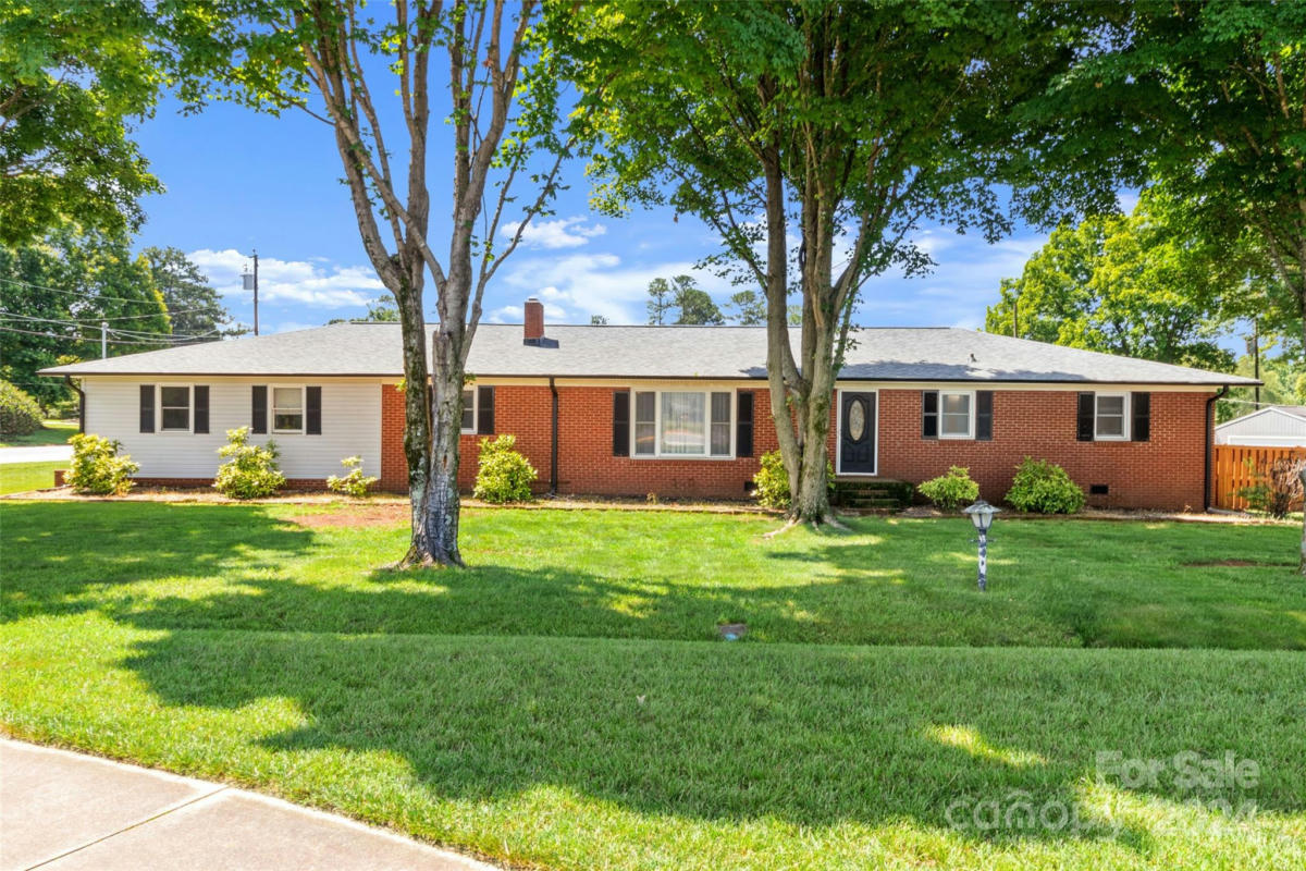 1872 NATIONS FORD RD, ROCK HILL, SC 29730, photo 1 of 36