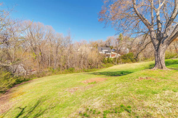 96 REEMS CREEK RD, WEAVERVILLE, NC 28787, photo 3 of 24