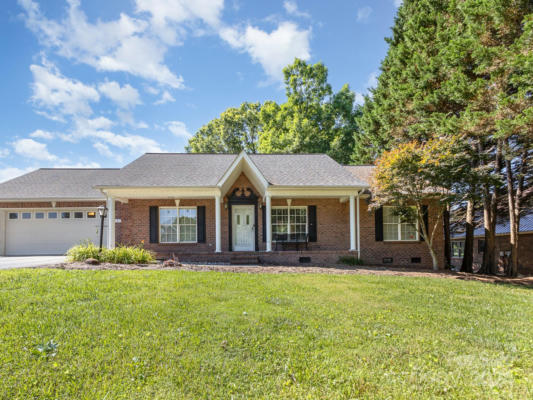 2161 HUNTERS CHASE DR, HICKORY, NC 28601 - Image 1