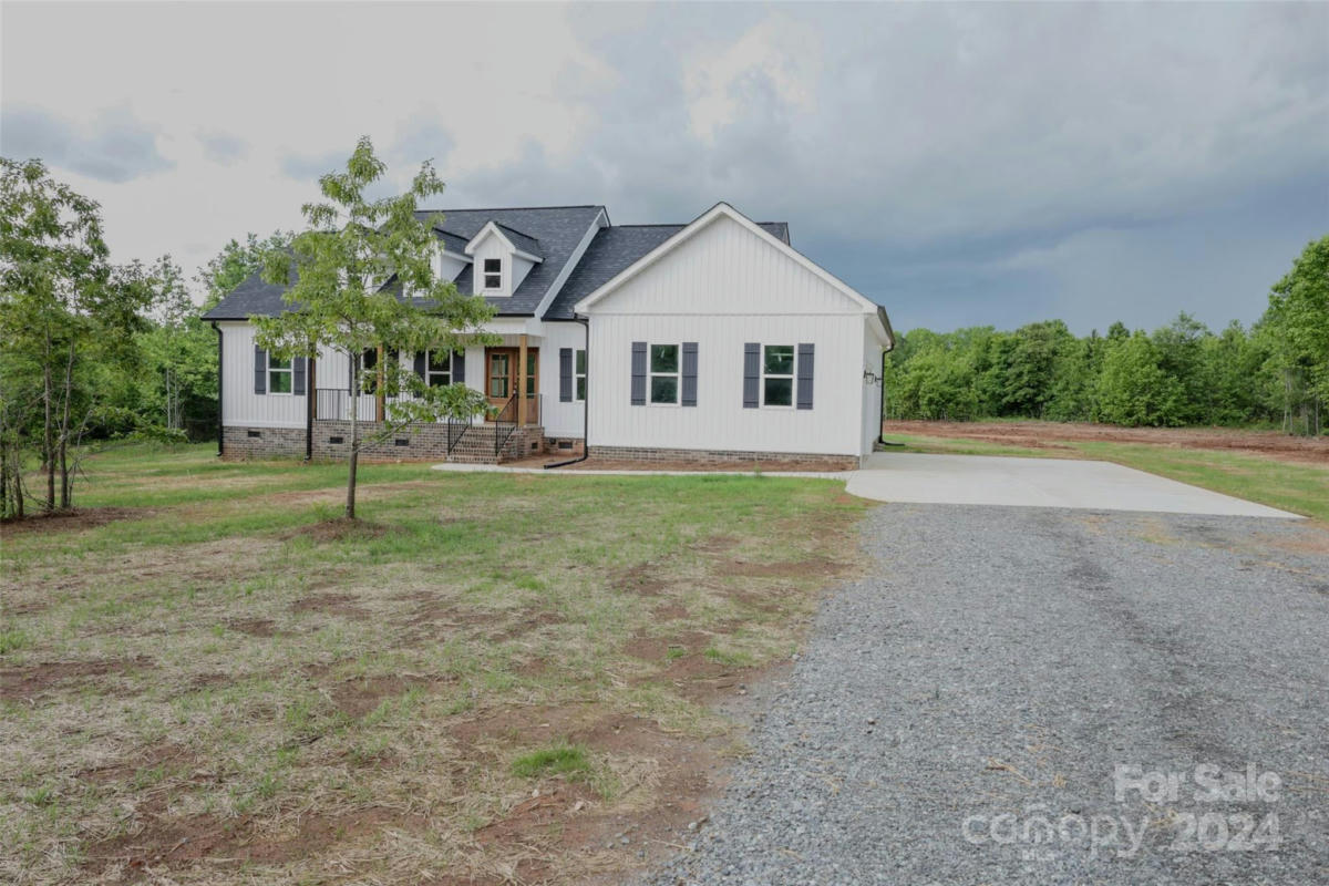 1134 FINCHER RD, FORT LAWN, SC 29714, photo 1 of 9