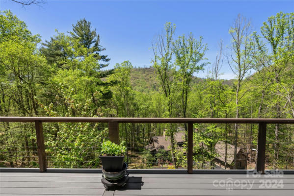 156 BROOKWOOD RD, ASHEVILLE, NC 28804, photo 3 of 45