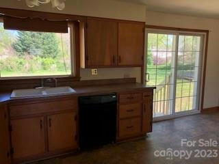 2810 OLD SPARTANBURG RD, EAST FLAT ROCK, NC 28726, photo 3 of 13