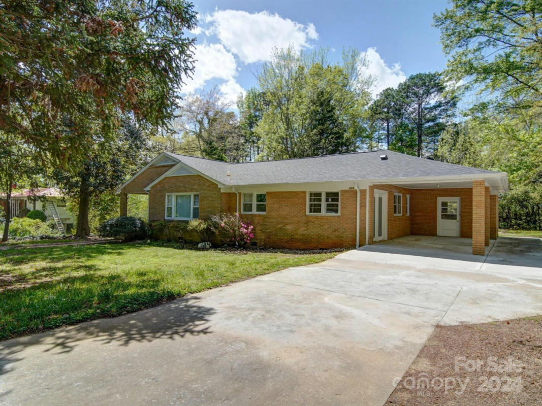 634 COLSTON ST, ALBEMARLE, NC 28001, photo 1 of 35