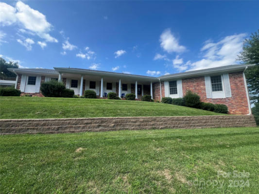 723 OLD ORCHARD DR, HENDERSONVILLE, NC 28739 - Image 1