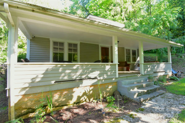 69 RICE BRANCH RD, ASHEVILLE, NC 28804 - Image 1