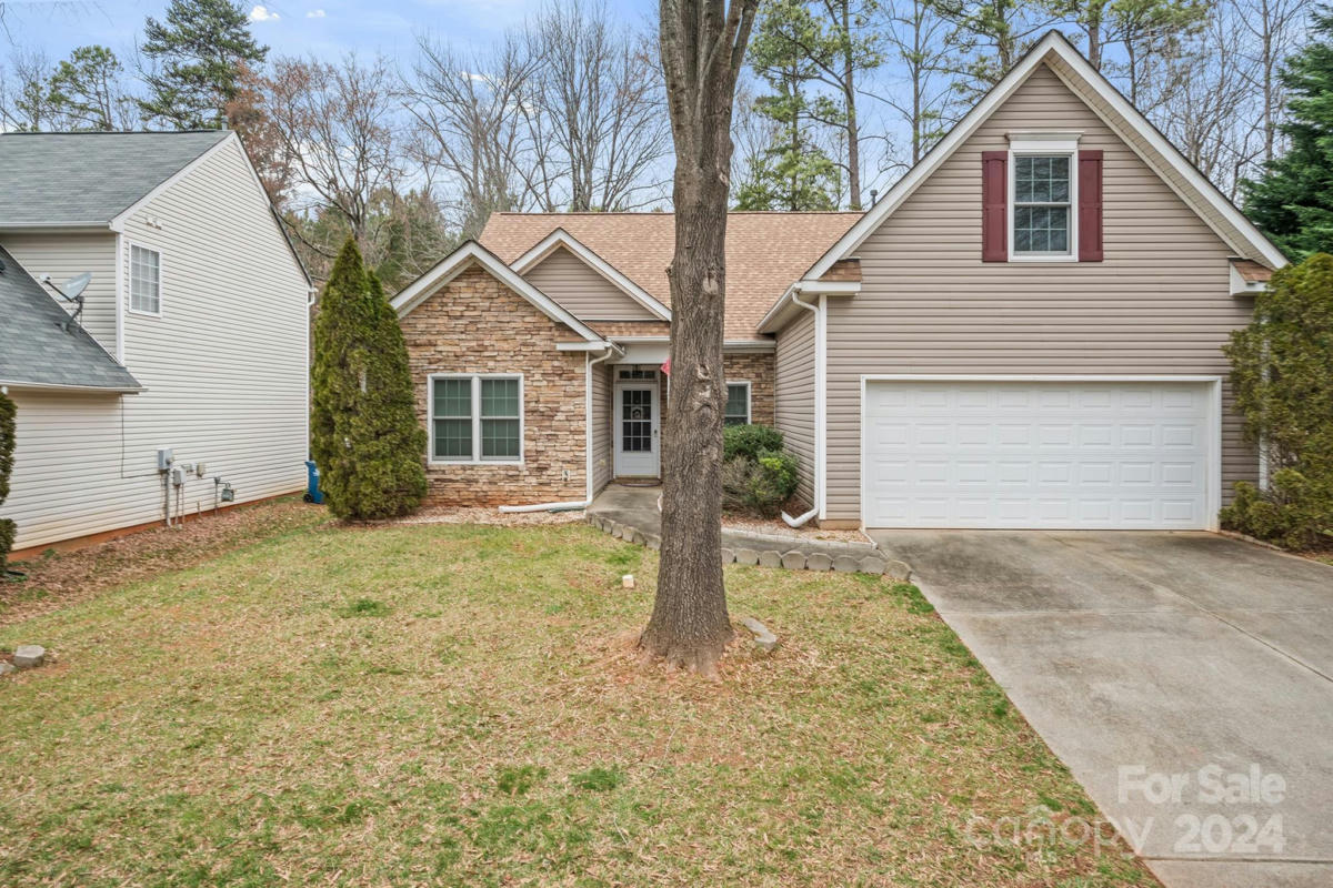 1219 OAKDALE COMMONS CT, CHARLOTTE, NC 28216, photo 1 of 33