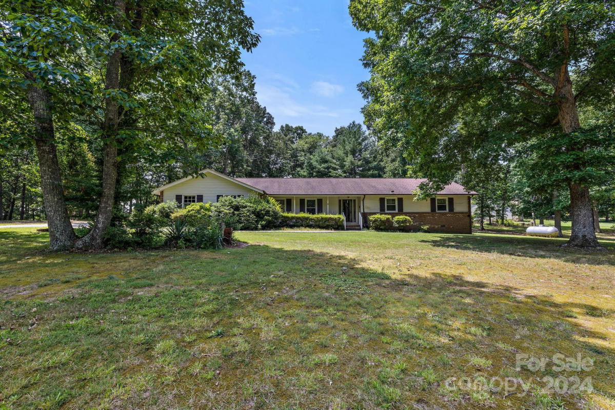 50 CAMELOT LN, TAYLORSVILLE, NC 28681, photo 1 of 18