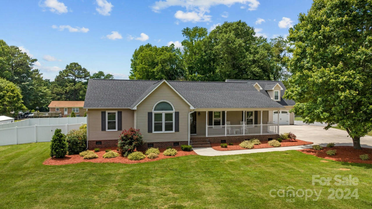 1621 BLOOMFIELD RD, ROCK HILL, SC 29732, photo 1 of 40