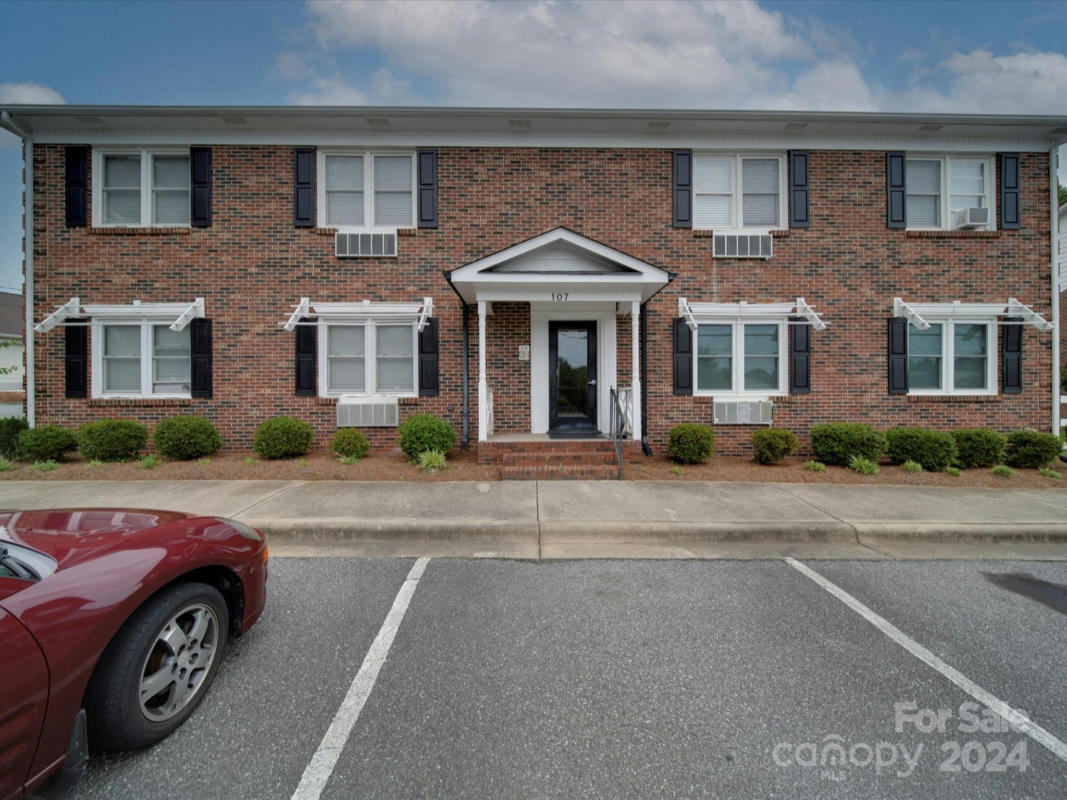 107A STROUPE RD # 107-A, GASTONIA, NC 28056, photo 1 of 39
