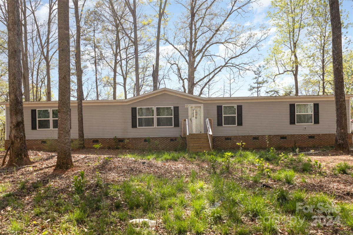 1150 SMITH WOODS LN, HICKORY GROVE, SC 29717, photo 1 of 32