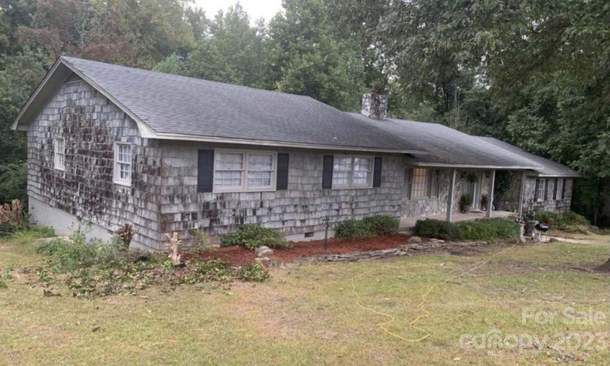 205 CURTIS RD, CHESTERFIELD, SC 29709, photo 1 of 12