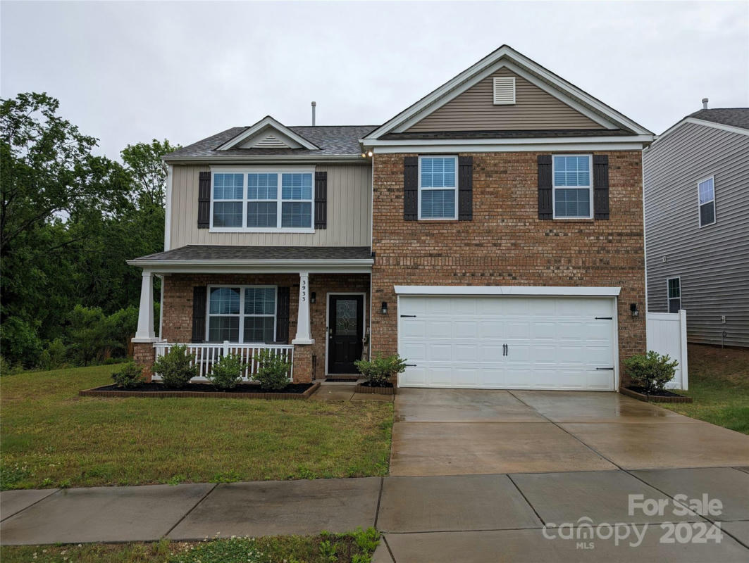 3933 MEADOW GREEN DR, CHARLOTTE, NC 28269, photo 1 of 23