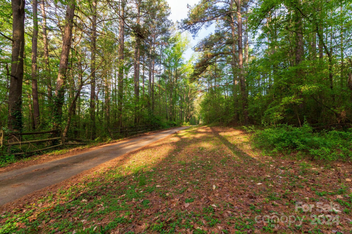 408 PHIFER RD, KINGS MOUNTAIN, NC 28086, photo 1 of 9