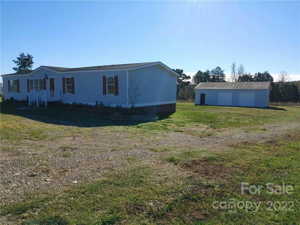 1907 OLD MILL RD, RICHBURG, SC 29729, photo 1 of 12
