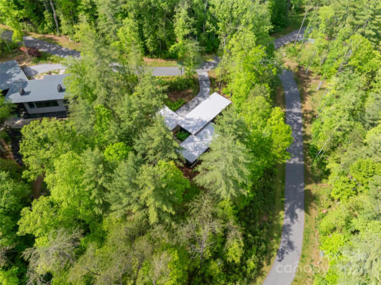 37 TRAIL TOP DR, ASHEVILLE, NC 28805, photo 2 of 28