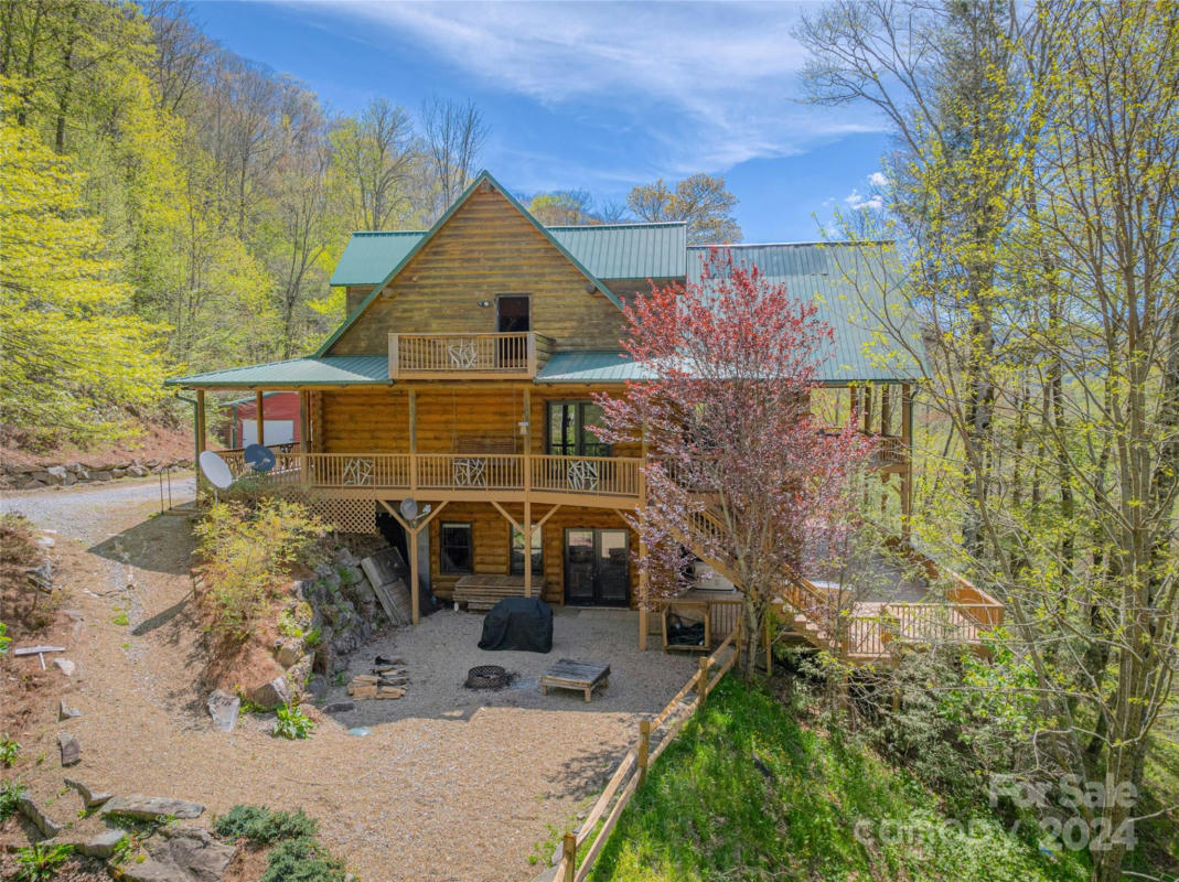 3545 BLACK CAMP GAP RD, MAGGIE VALLEY, NC 28751, photo 1 of 48