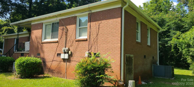 3010 CAPITOL DR, CHARLOTTE, NC 28208, photo 4 of 18