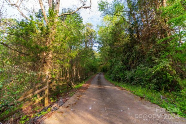 408 PHIFER RD, KINGS MOUNTAIN, NC 28086, photo 2 of 9