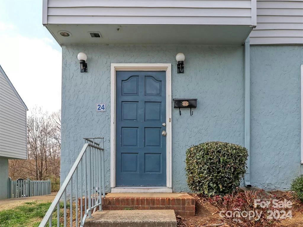 1909 MEREVIEW CT UNIT 24, CHARLOTTE, NC 28210, photo 1 of 9