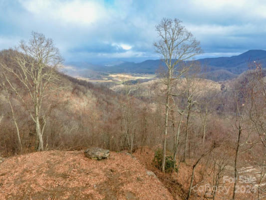 26 GAZEBO TRAIL, CLYDE, NC 28721 - Image 1