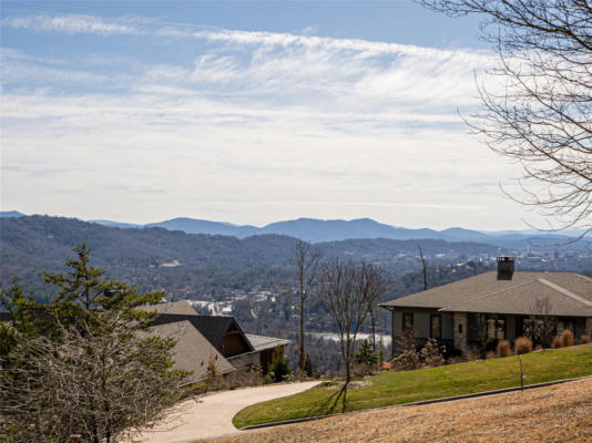 43 SUMMIT TOWER CIR # 235, ASHEVILLE, NC 28804, photo 3 of 22