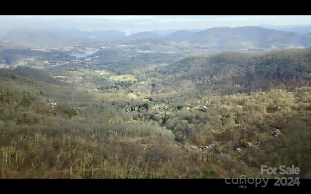 1800 MAUNEY COVE RD, WAYNESVILLE, NC 28786, photo 2 of 6