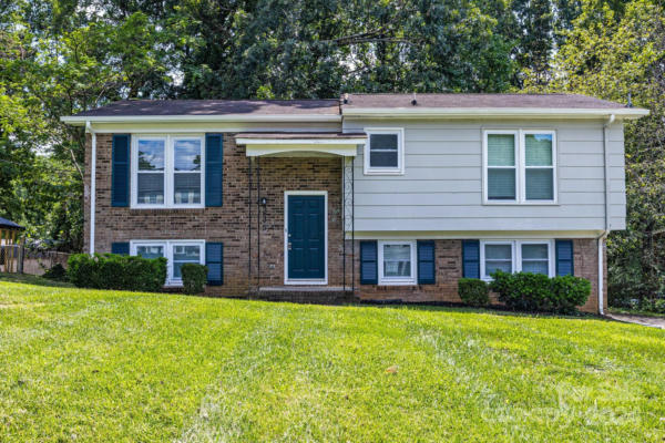 335 SLEEPY HOLLOW RD, CHARLOTTE, NC 28217 - Image 1