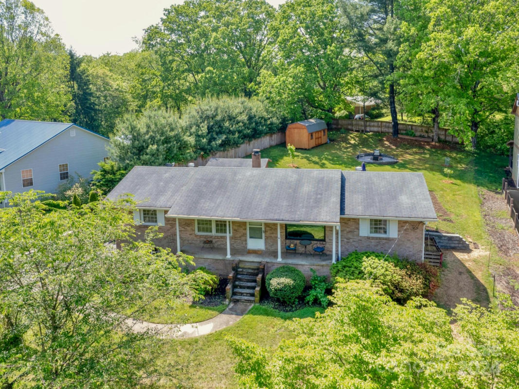 5 POWERS DR, ASHEVILLE, NC 28806, photo 1 of 39
