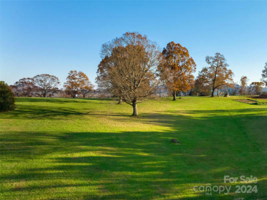 207 SOAPSTONE TRAIL # 70, MILLS RIVER, NC 28759, photo 4 of 11