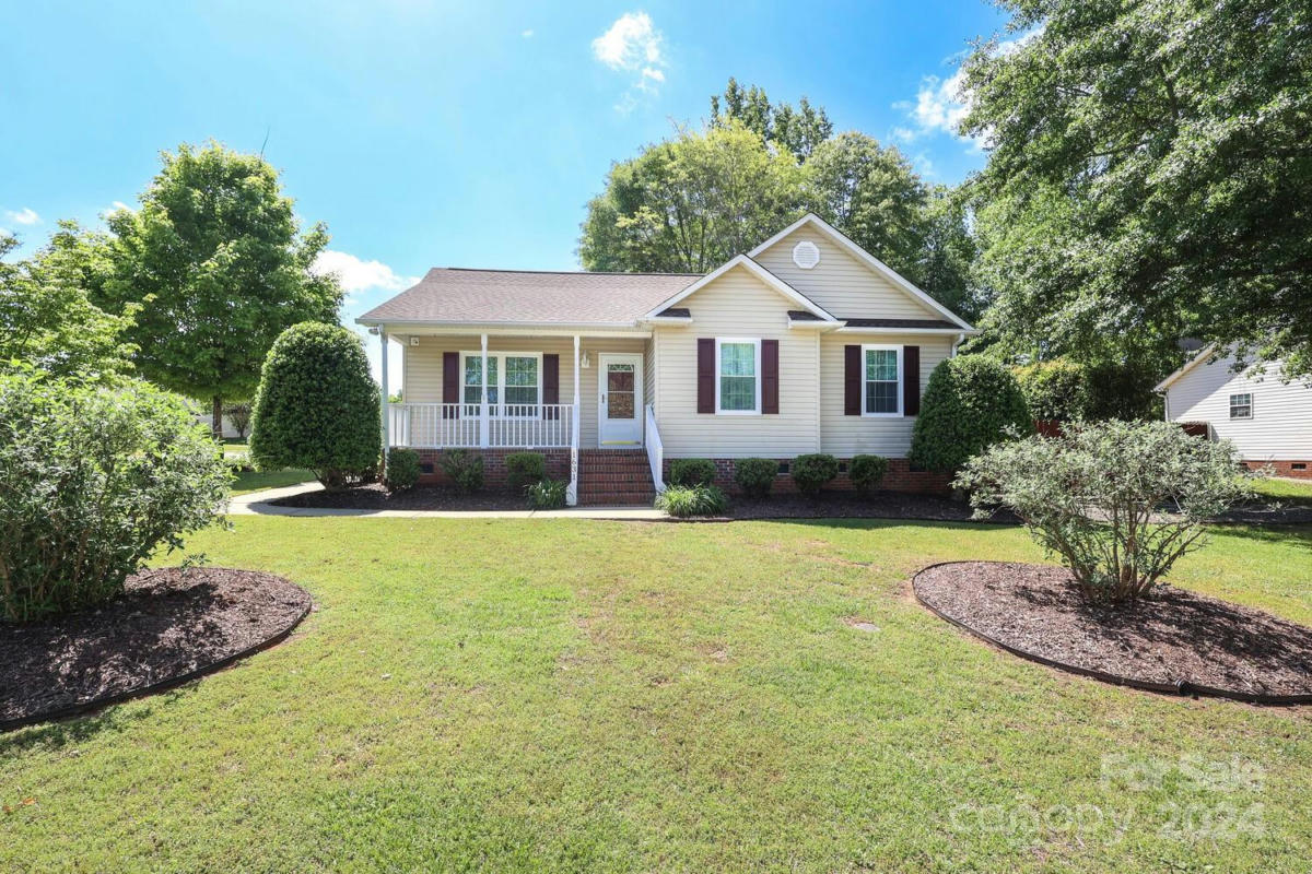 1631 NORFOLK CT, ROCK HILL, SC 29730, photo 1 of 36