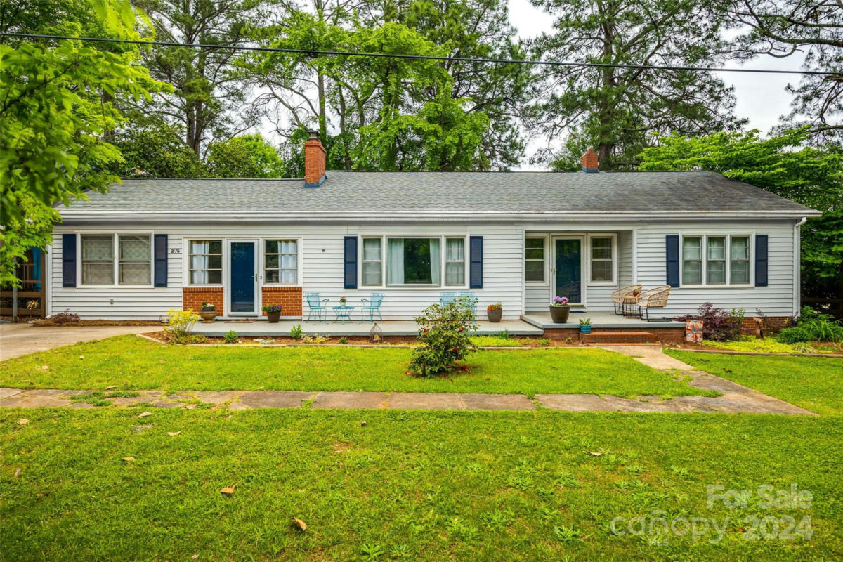 2176 OLD HICKORY GROVE RD, MOUNT HOLLY, NC 28120, photo 1 of 26