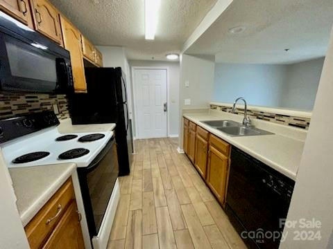 1649 ARLYN CIR APT A, CHARLOTTE, NC 28213, photo 2 of 10