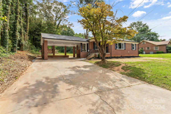 331 2ND STREET PL SE, HICKORY, NC 28602 - Image 1