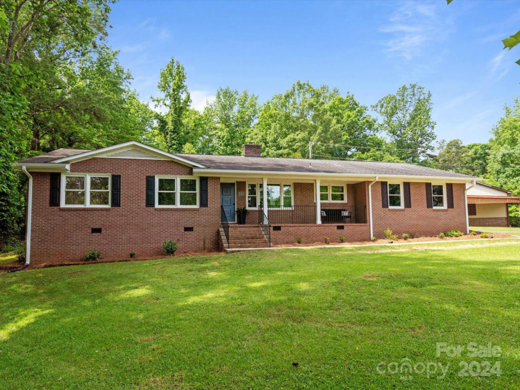 550 WOODVALE DR, ROCK HILL, SC 29730, photo 1 of 28