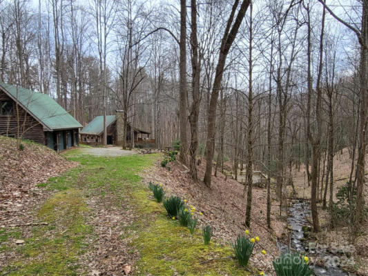 682 ROCK HOUSE RD, HOT SPRINGS, NC 28743, photo 4 of 47