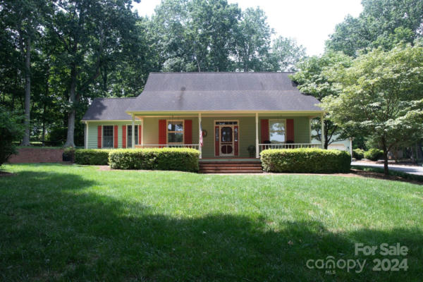 101 BLUEBERRY HILL DR, STATESVILLE, NC 28625 - Image 1