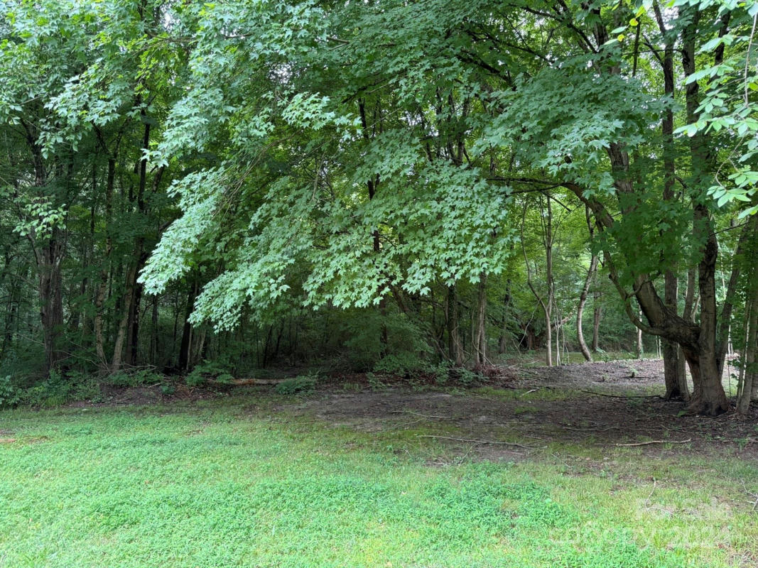 000 W MAIN EXTENSION, LINCOLNTON, NC 28092, photo 1 of 7