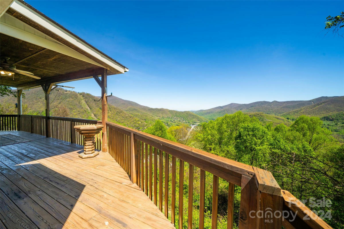 1454 SETZER COVE RD, MAGGIE VALLEY, NC 28751, photo 1 of 29
