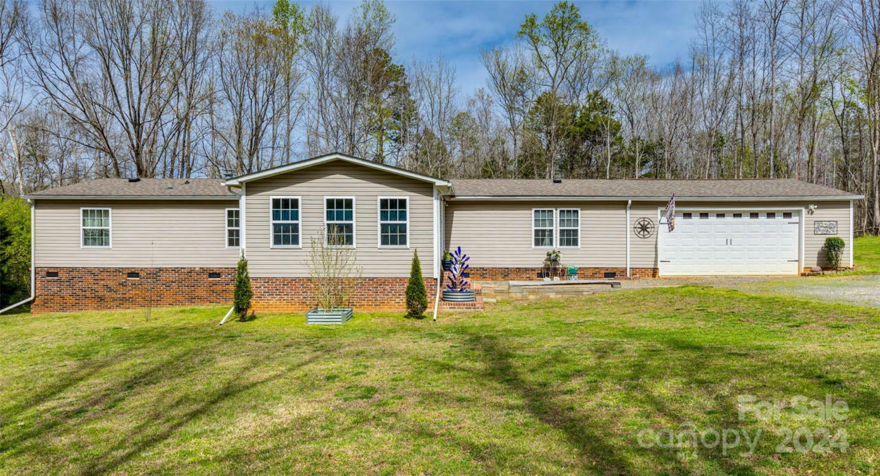 1004 ROCK HILL HWY, LANCASTER, SC 29720, photo 1 of 37