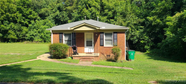 3010 CAPITOL DR, CHARLOTTE, NC 28208, photo 5 of 17