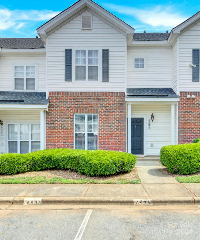 6436 MALLARD VIEW LN, CHARLOTTE, NC 28269, photo 1 of 18