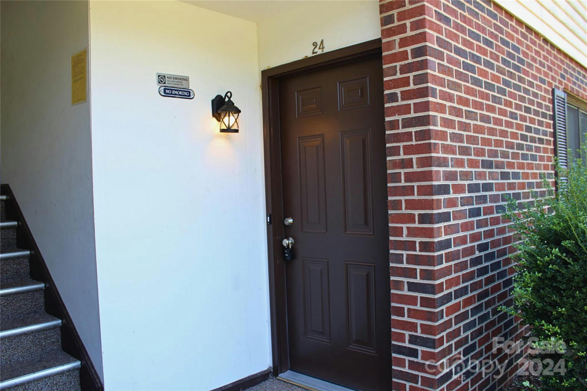 525 12TH ST SW APT 24, HICKORY, NC 28602, photo 1 of 19