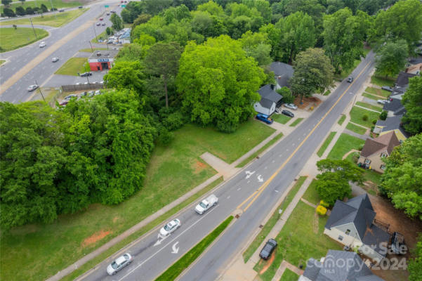 1231 EDGEWOOD RD, CHARLOTTE, NC 28208, photo 3 of 19