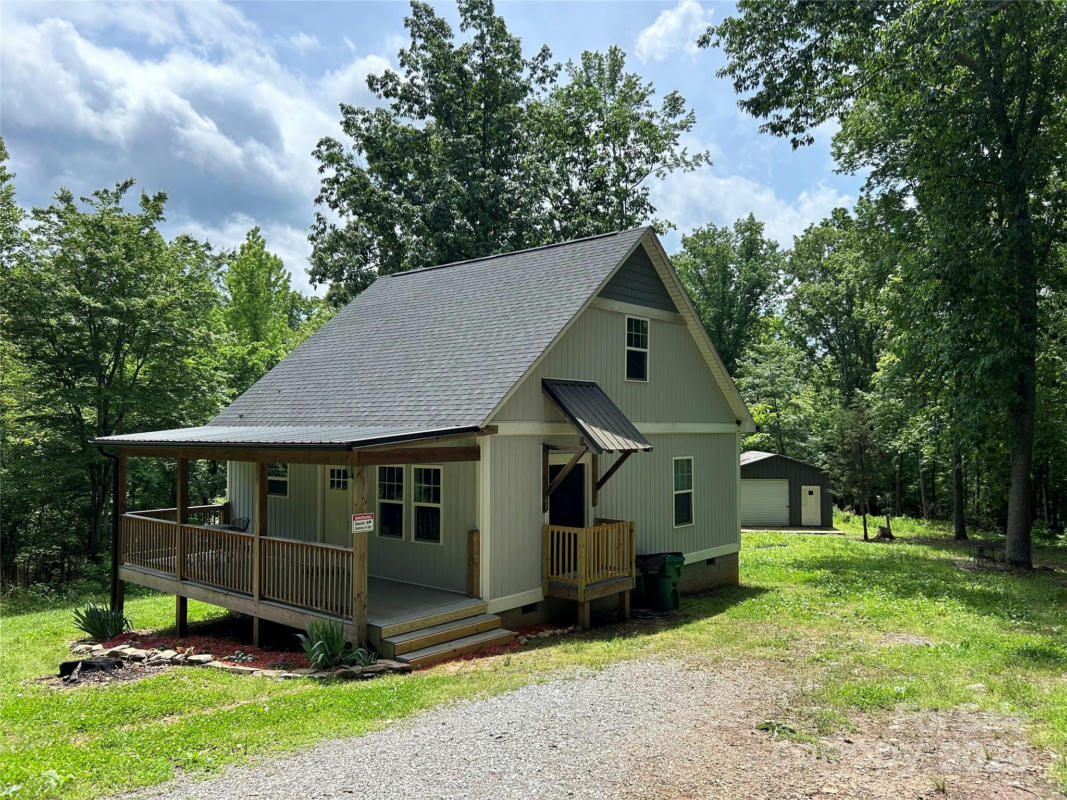 136 WILDLIFE LN, BLACKSBURG, SC 29702, photo 1 of 9