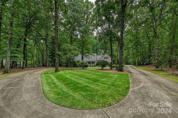 200 WELLINGTON DR, MATTHEWS, NC 28104 - Image 1