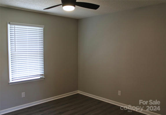 525 12TH ST SW APT 24, HICKORY, NC 28602, photo 5 of 19