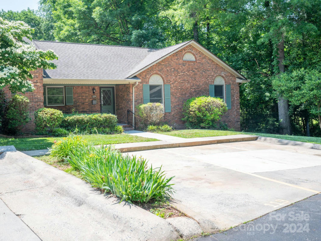 119 PHIL CT, FORT MILL, SC 29715, photo 1 of 32
